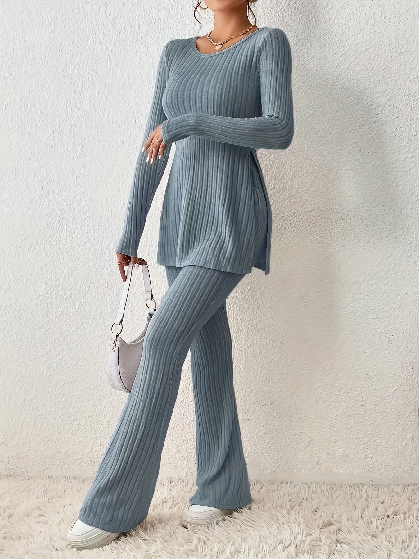 Elegantes Zweiteiler-Set – Rundhals-Oberteil und Hose - Image 10