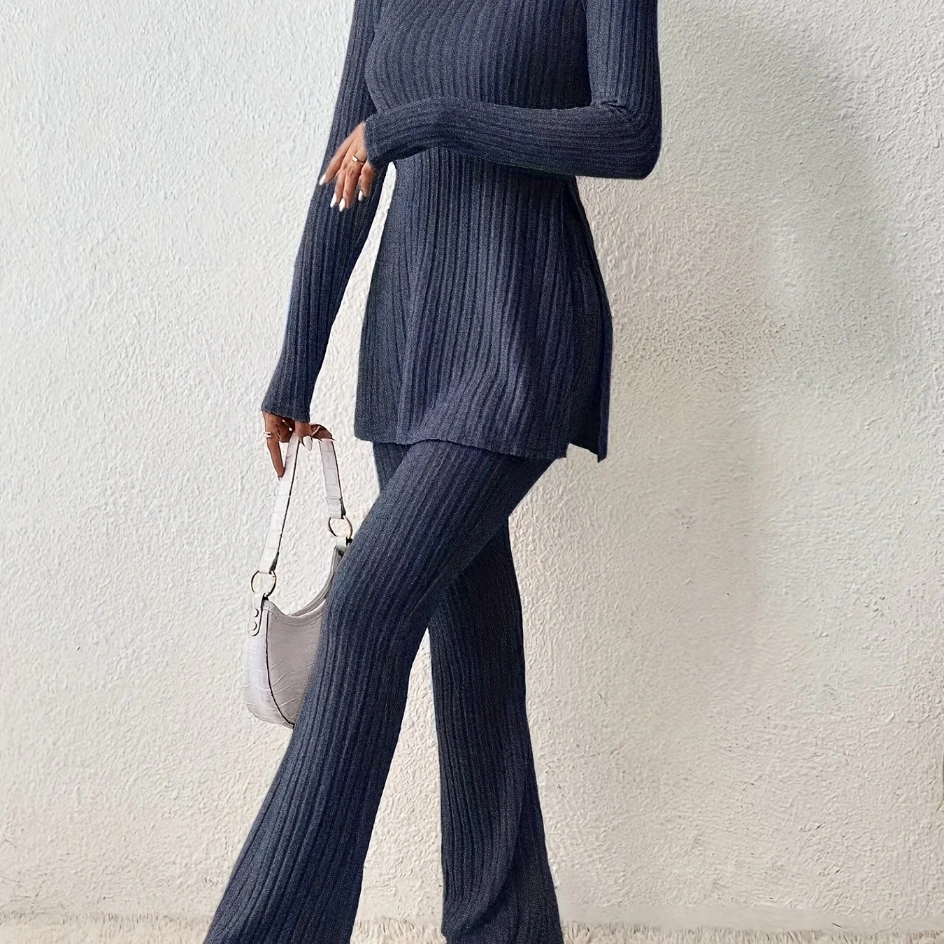 Elegantes Zweiteiler-Set – Rundhals-Oberteil und Hose - Image 12