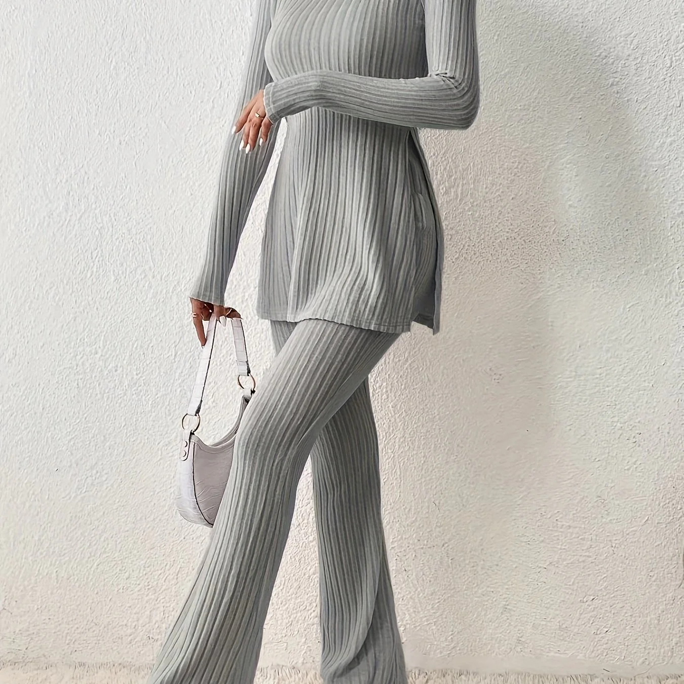 Elegantes Zweiteiler-Set – Rundhals-Oberteil und Hose - Image 16
