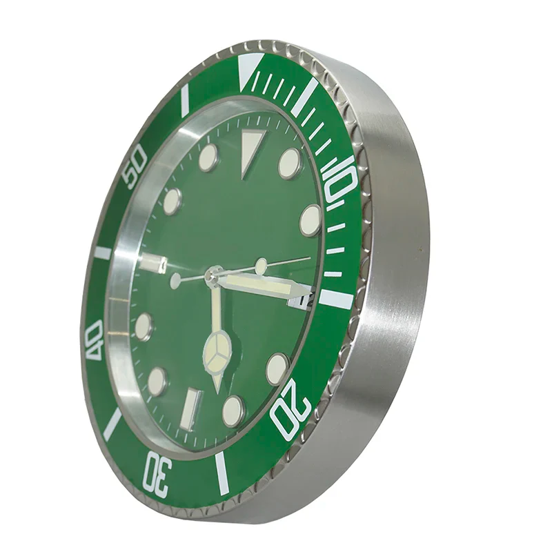 Ferano Wanduhr aus Metall – Modernes Design mit Leuchteffekt - Image 5