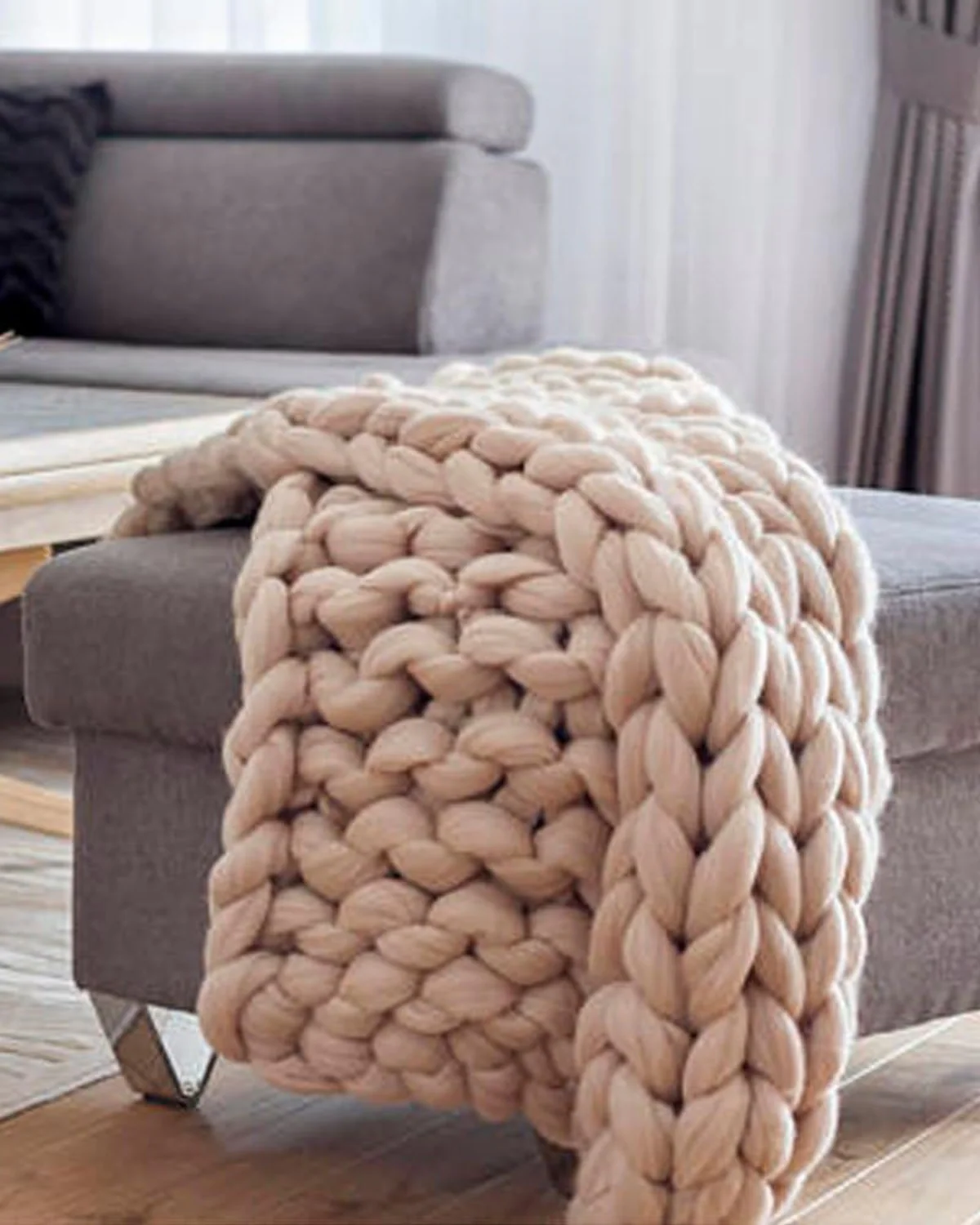La Maille Majestueuse – Gestrickte Wohndecke für Sofa und Bett - Image 4