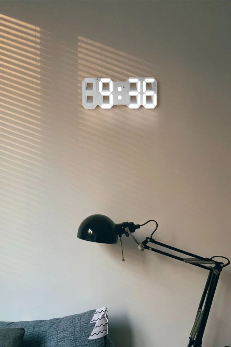 Luminora 3D LED Wanduhr – Dimmbar, modern, mit Fernbedienung - Image 4