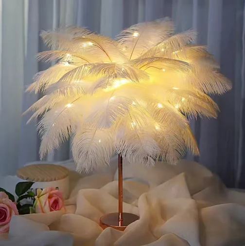 Plumina LED-Tischleuchte – Sanftes Licht Mit Stilvollem Federdesign - Image 5