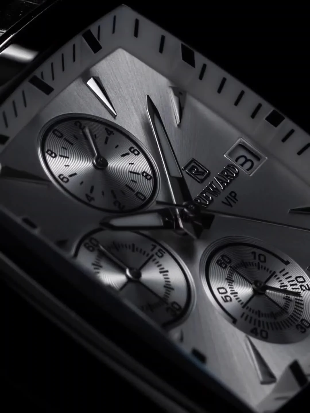 Ravaro Herrenuhr – Rechteckige Analoguhr mit Metallarmband - Image 5