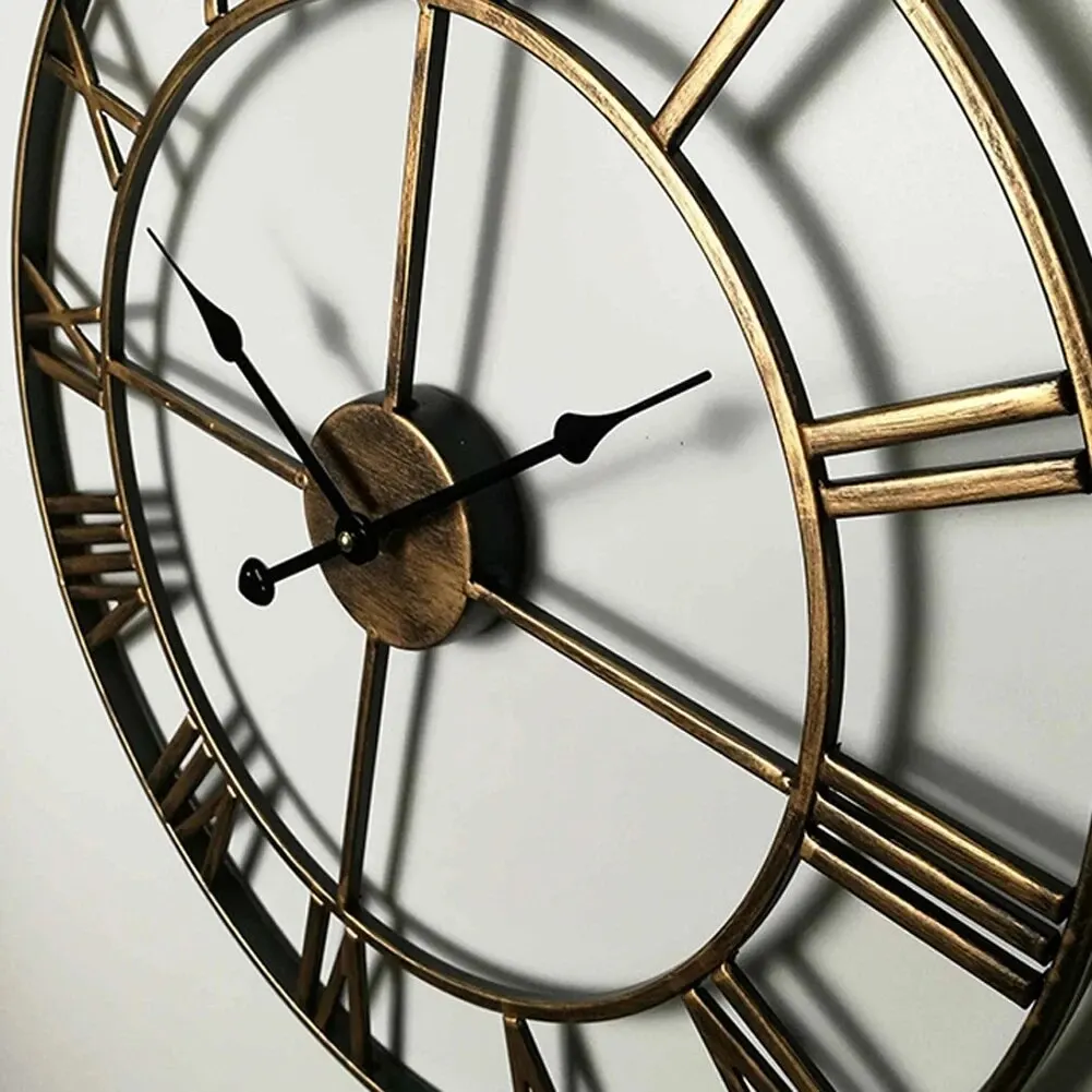 Rundaro Metall-Wanduhr – Runde Quarzuhr mit römischen Ziffern (40 cm) - Image 3