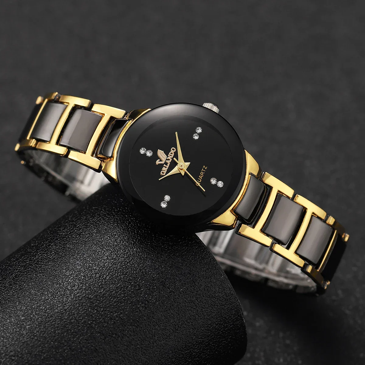 Selvina Damenarmbanduhr – Rundes Quarzmodell mit Metallarmband - Image 3