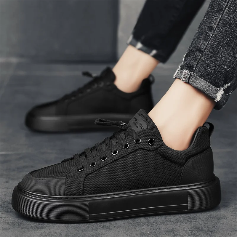 Varento Sneaker mit Schnürung und profilierter Gummisohle – Freizeitschuh mit Textiloberfläch - Image 4