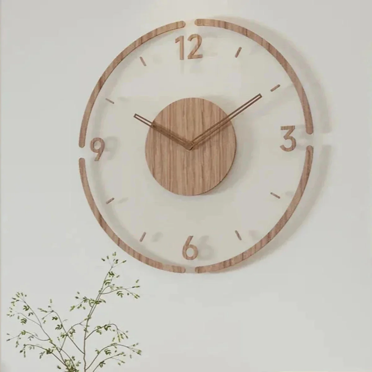 Yara Nordic Wanduhr – Glas und Buchenholz im skandinavischen Design - Image 3