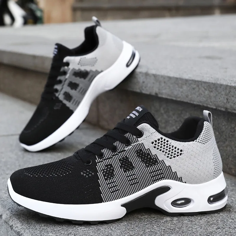 Zerano Sneaker mit Schnürung und profilierter Sohle - Image 4